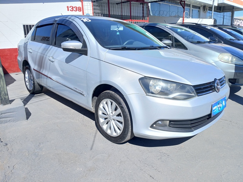 VW - VolksWagen Voyage Confortline 1.6