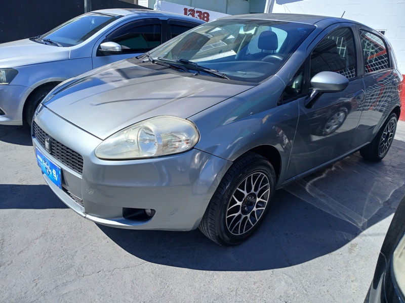 Fiat Punto ATTRACTIVE 1.4 Fire Flex 8V 5p	