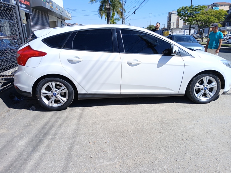 Ford Focus 1.6 S/SE/SE Plus Flex 8V/16V  5p