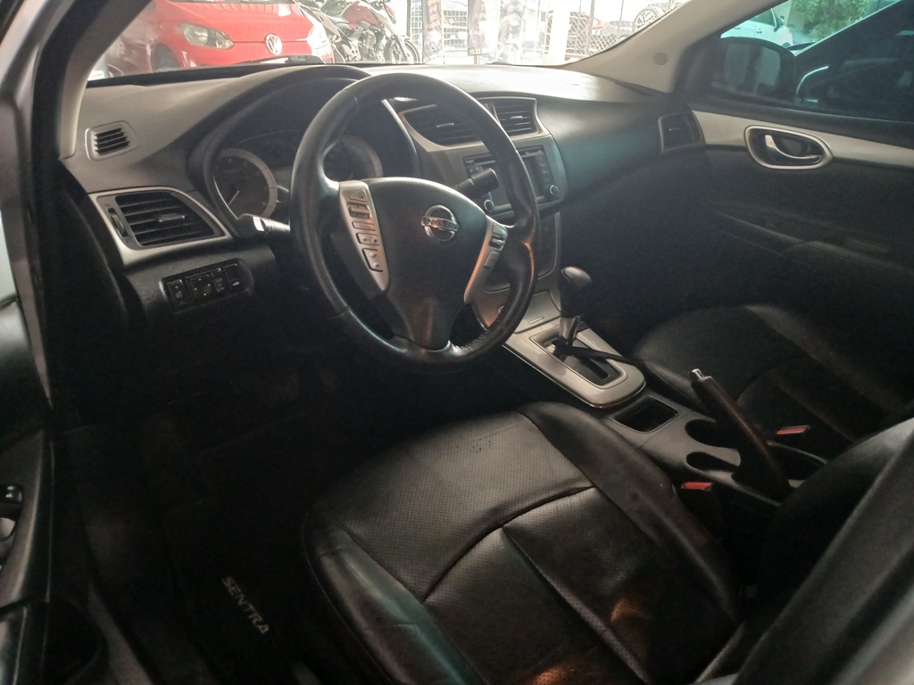 Nissan Sentra 2.0/ 2.0 Flex Fuel 16V Aut.