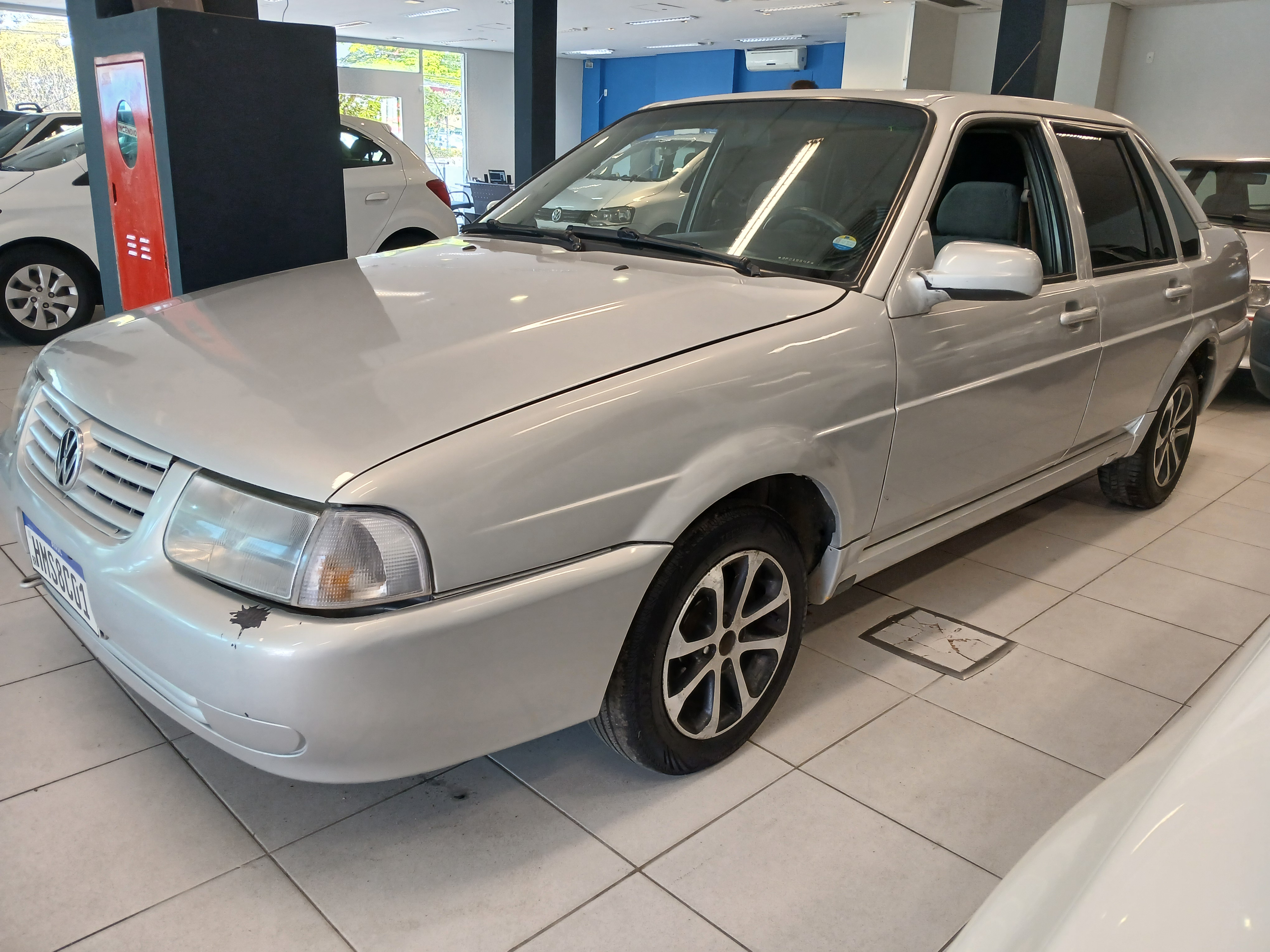 VW - VolksWagen Santana 2.0 Mi 2p e 4p