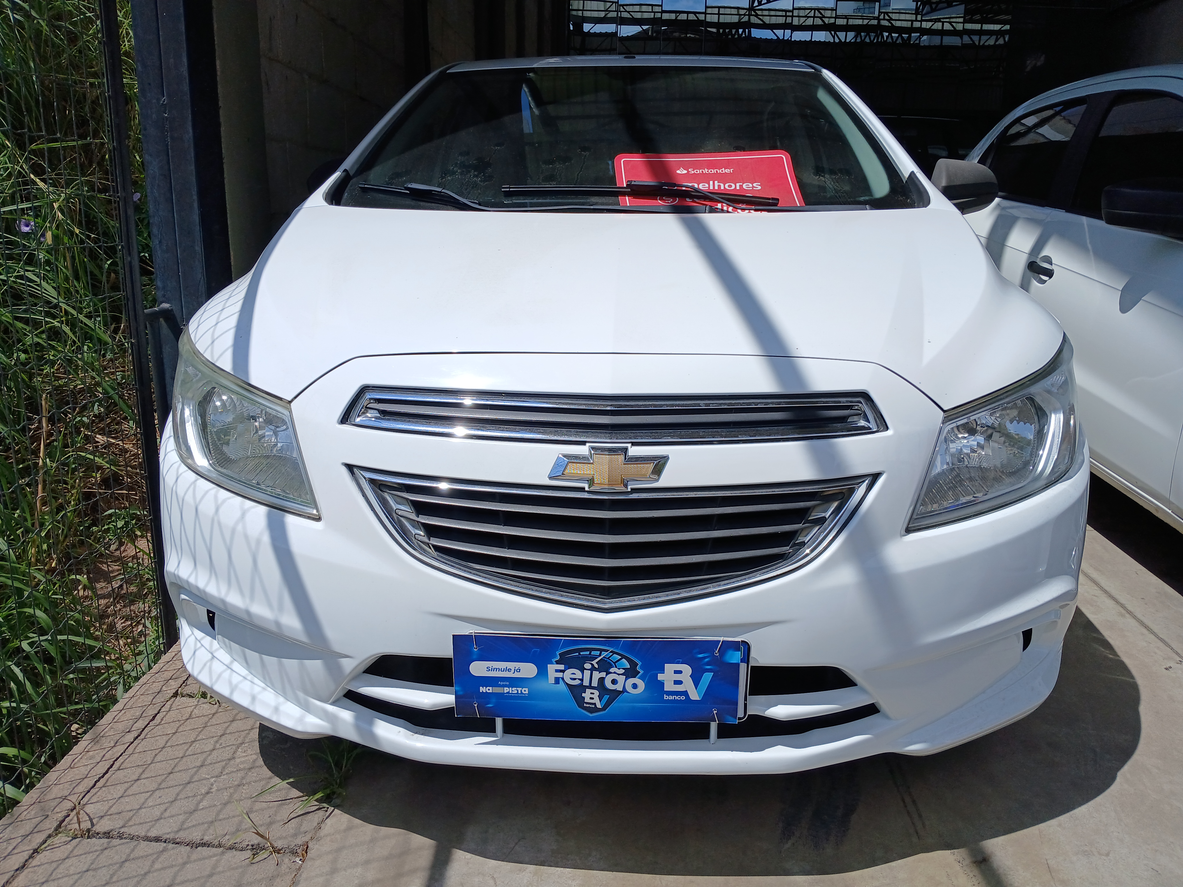 GM - Chevrolet Onix LT 1.0