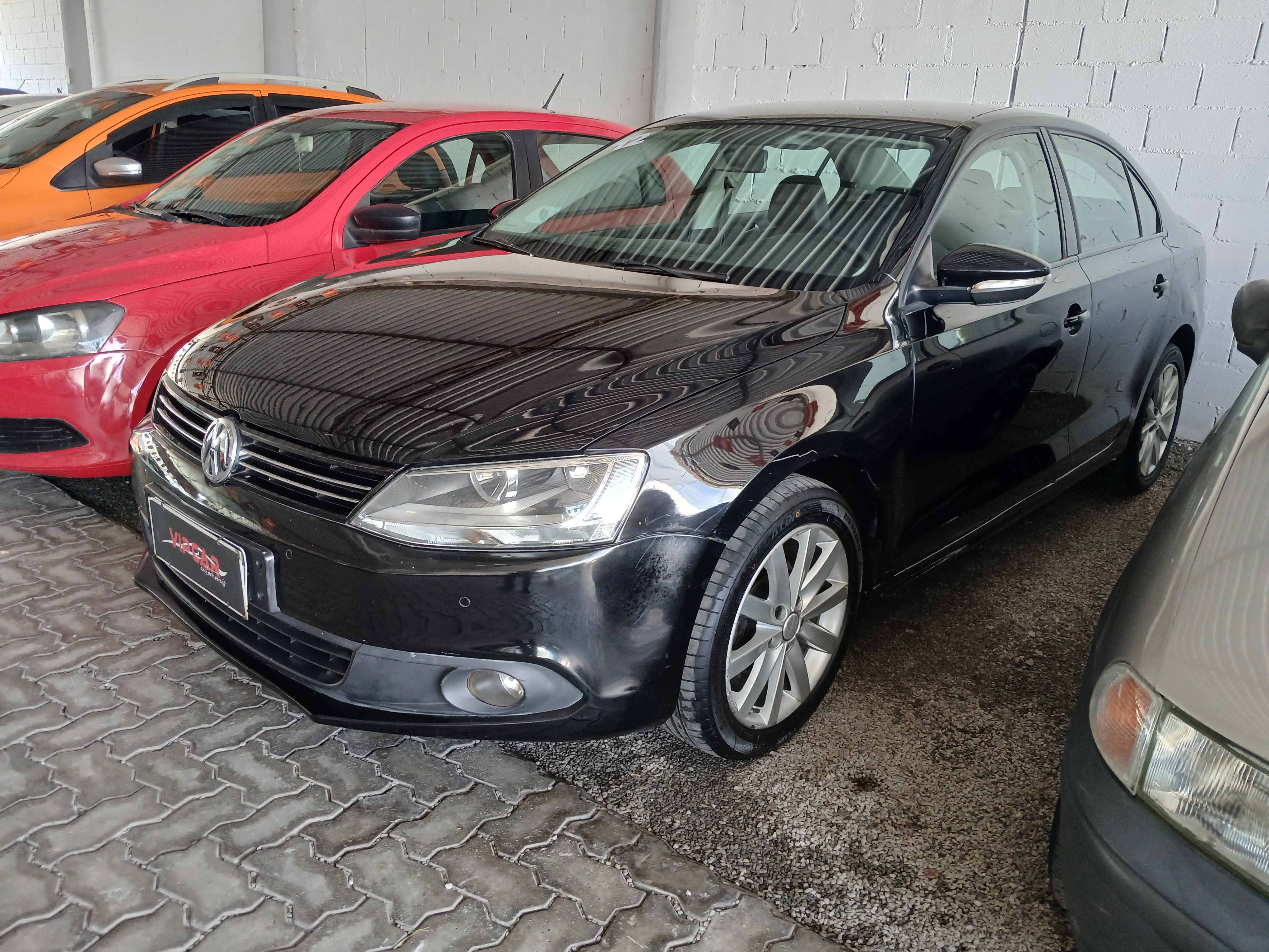 VW - VolksWagen Jetta Confortline