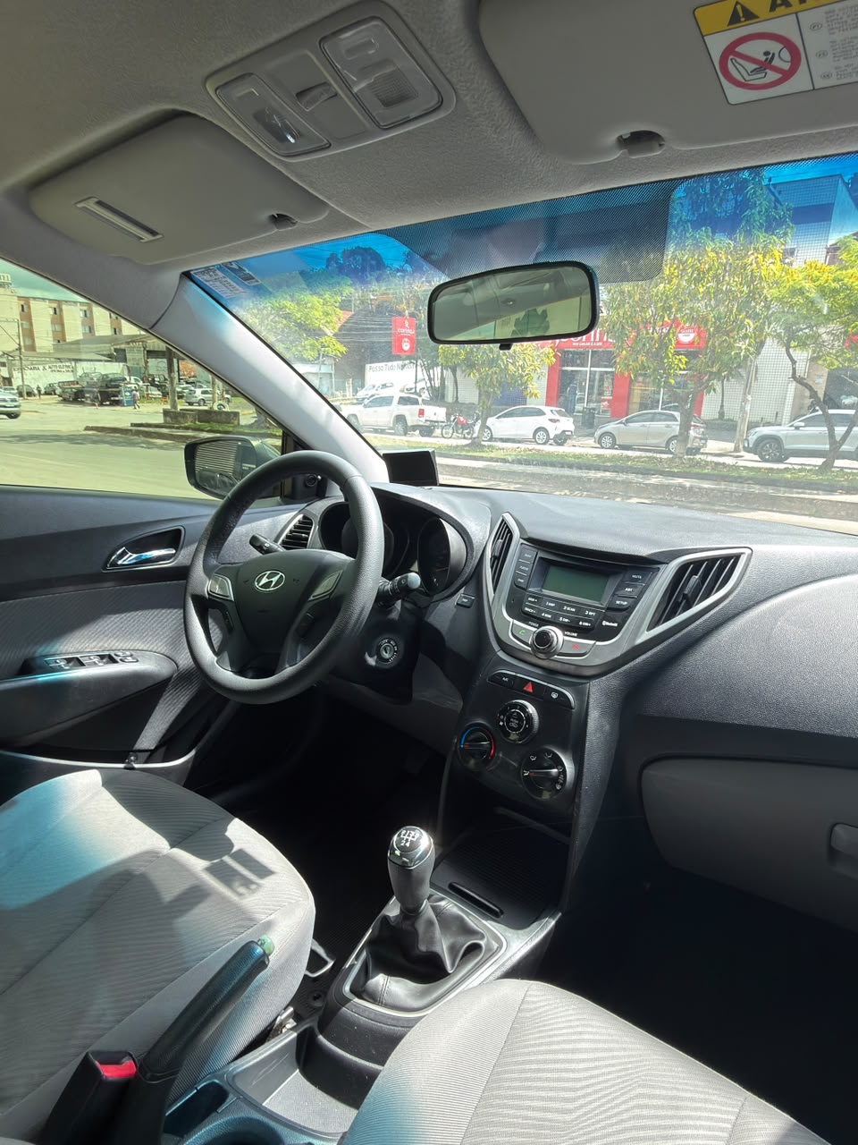 VW - VolksWagen UP Take MA