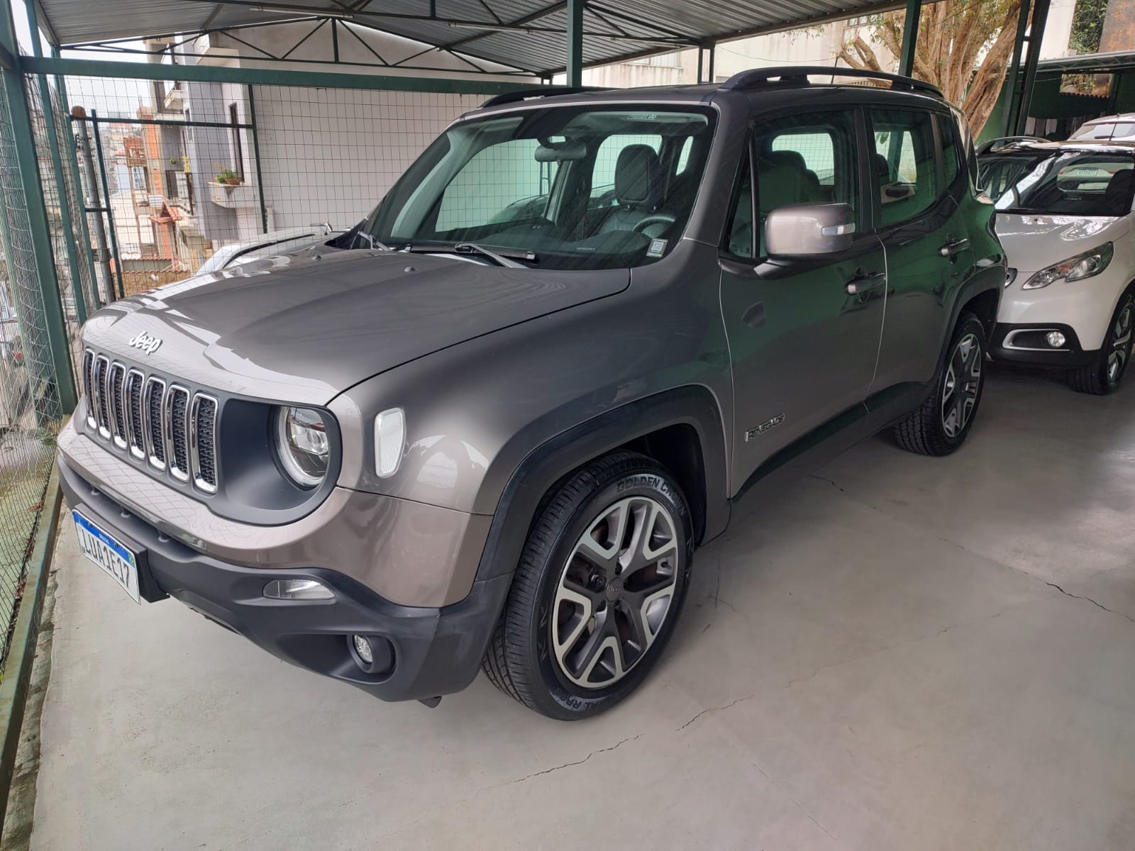 Jeep Renegade Longitude 1.8 4x2 Flex 16V Aut.