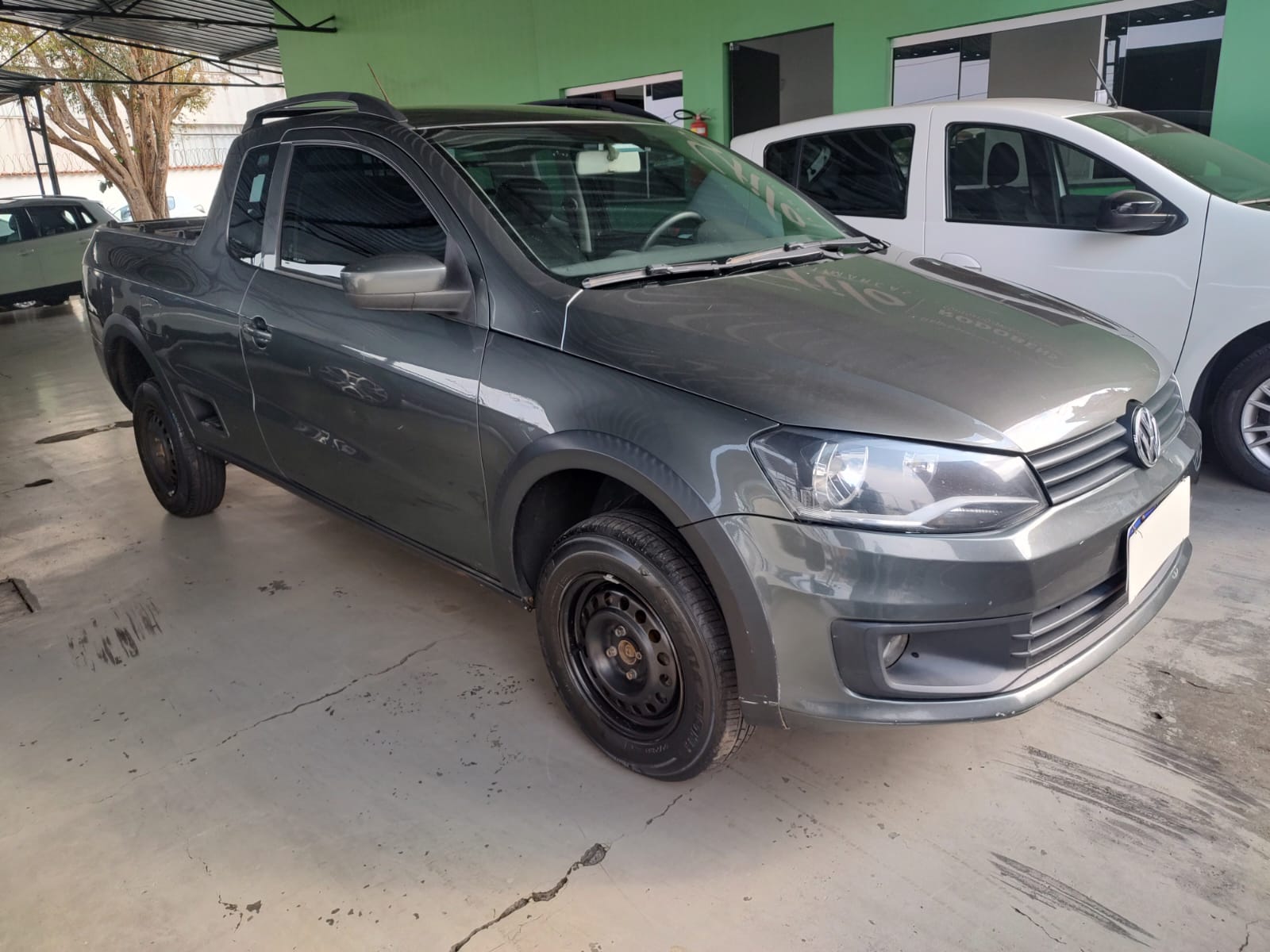 VW - VolksWagen Saveiro 1.6 Mi Total Flex 8V CE	