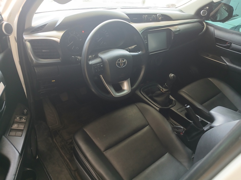 Toyota Hilux CD SRV 4x4 2.7 Flex 16V Aut.